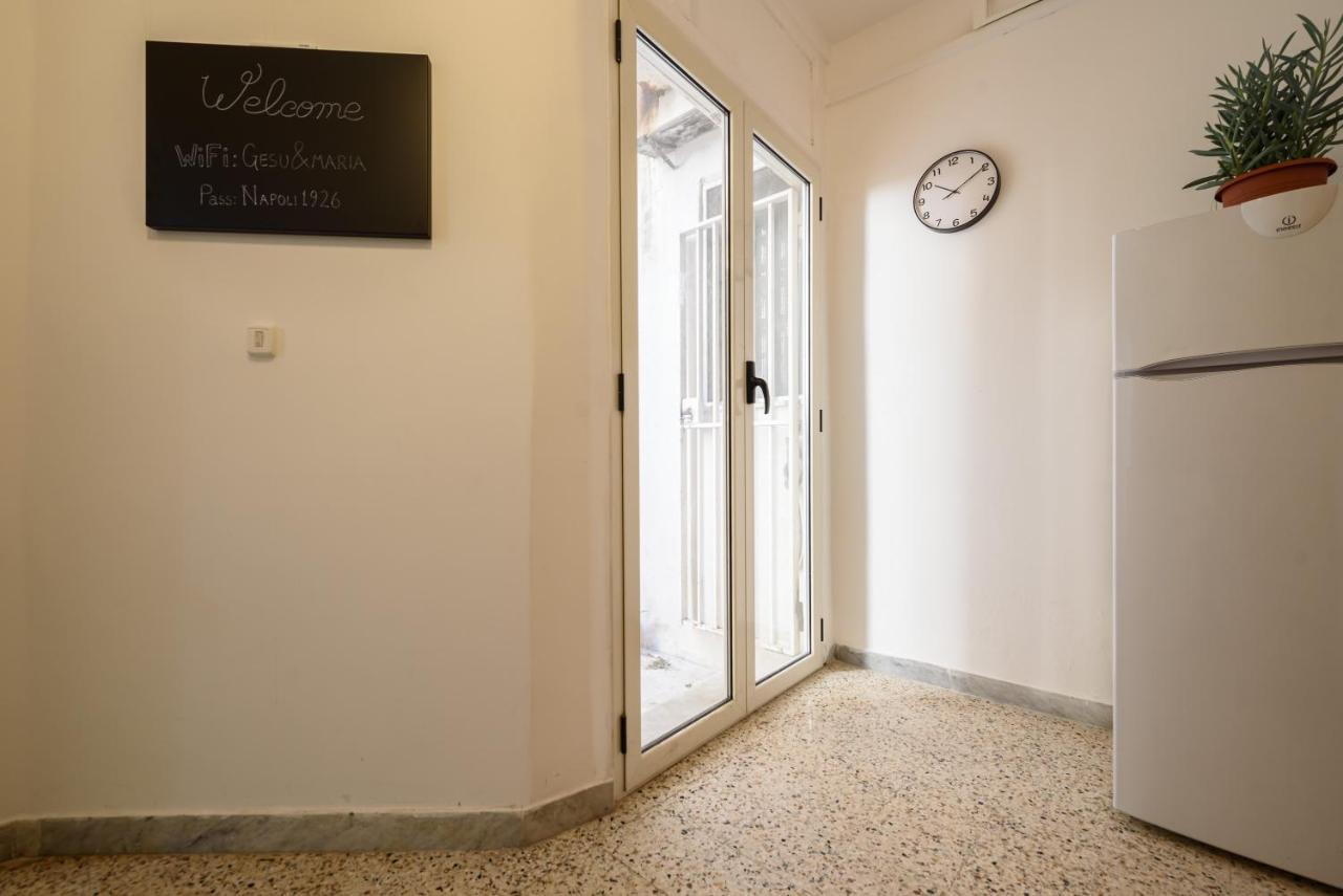 Piazza Gesu E Maria 4 Apartment